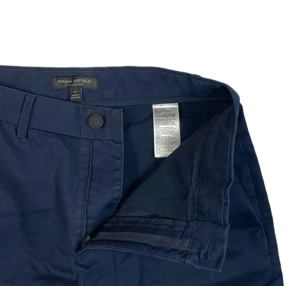 SH814 Men’s Banana Republic Preppy Stretch 8.5” Inseam Aiden Shorts 29